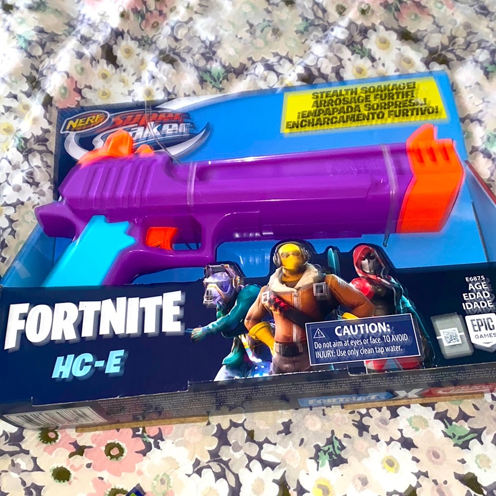 NEW Nerf Fortnite HC-E Super Soaker Toy Water Blaster